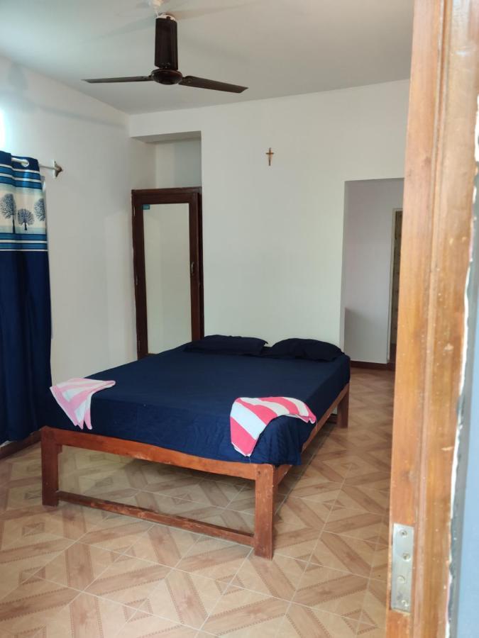 Shalom Guest Rooms Mandrem Exterior photo