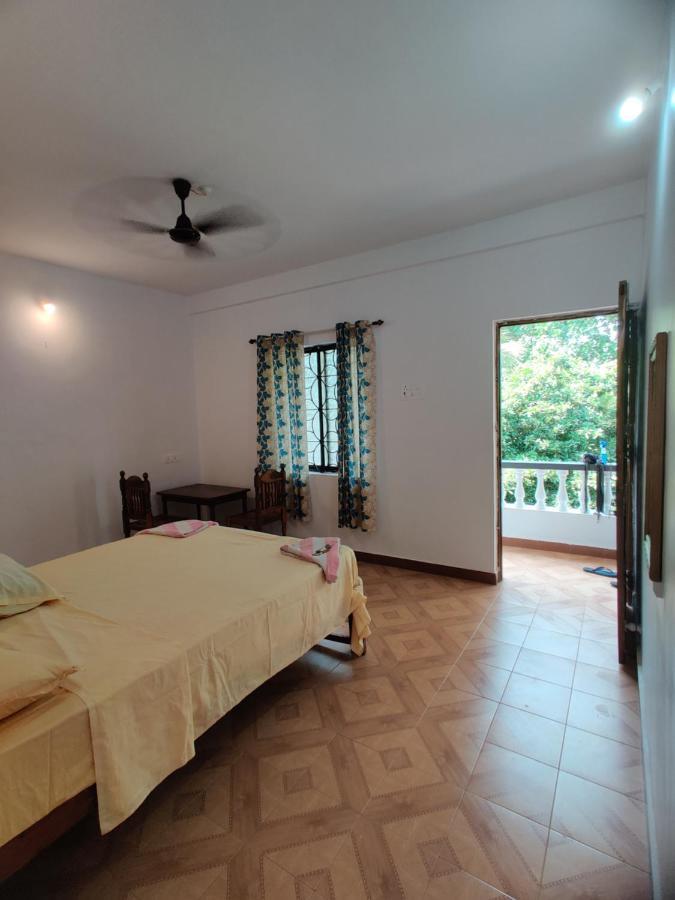 Shalom Guest Rooms Mandrem Exterior photo