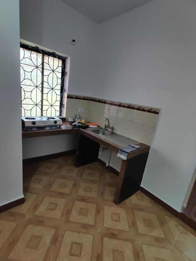 Shalom Guest Rooms Mandrem Exterior photo